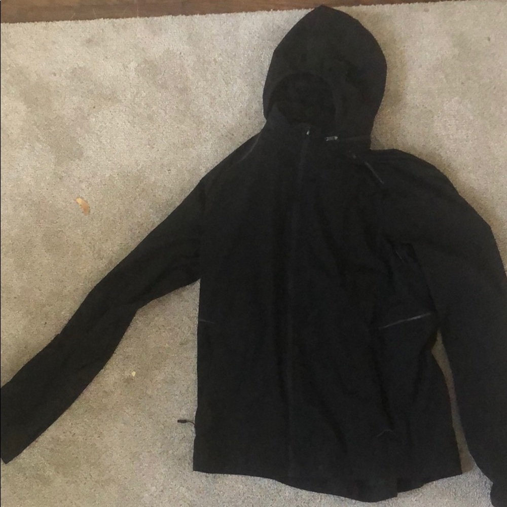 Lulu lemon light windbreaker/rain jacket